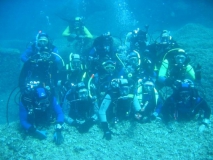 gruppenbild_unter_wasser