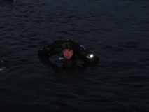 Dämmerungstauchgang von der Badeplattform