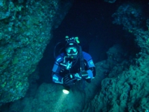 roberto-and-the-cave